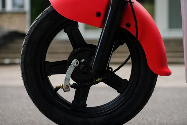 Изображение товара Электровелосипед AVM Delta One (красный)