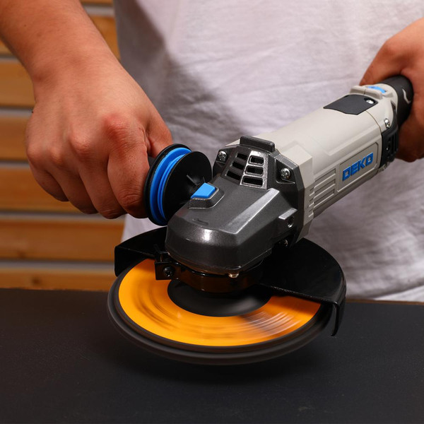 Изображение товара Угловая шлифовальная машина Deko AGDK-1600W PRO / 084-1081