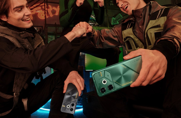 Изображение товара Смартфон Tecno Pova 6 Neo 8GB/256GB (черный)