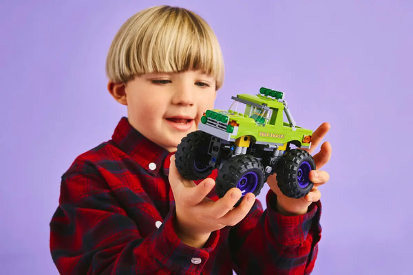 Изображение товара Конструктор Lego Монстр-трак Халка против Таноса / 76312