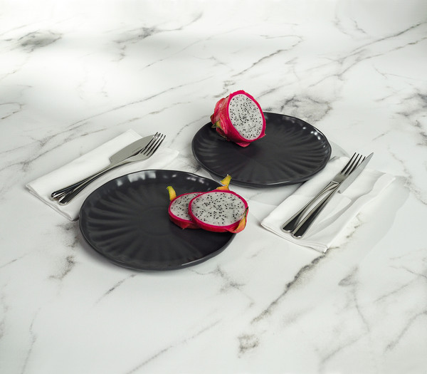 Изображение товара Набор тарелок Stenova Home Lotus 61411106 (2шт, черный фарфор)