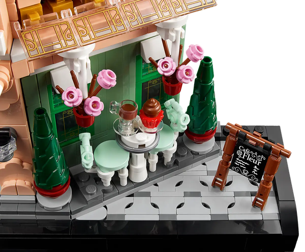 Изображение товара Конструктор Lego Icons Французское кафе / 10362 