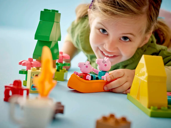 Изображение товара Конструктор Lego Duplo Поход Пеппы / 10452