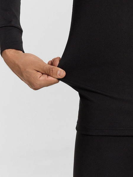 Изображение товара Комплект термобелья Mark Formelle 691004 (р.92-82-170/176, черный)