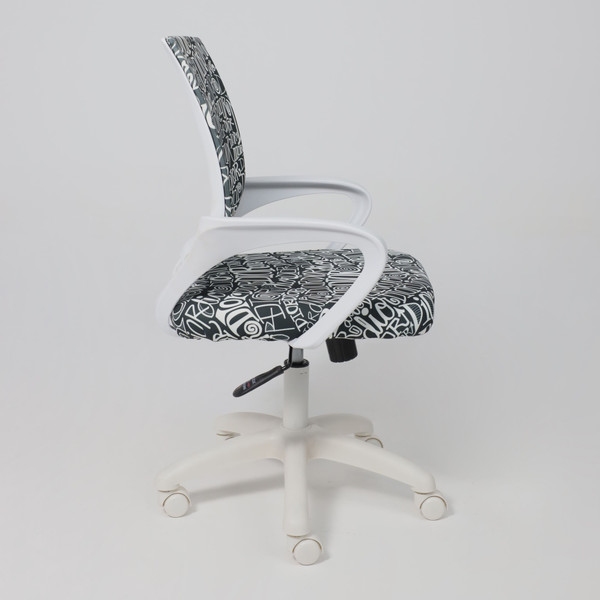 Изображение товара Кресло офисное AksHome Ricci New White (черный/белый диор)