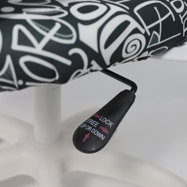 Изображение товара Кресло офисное AksHome Ricci New White (черный/белый диор)