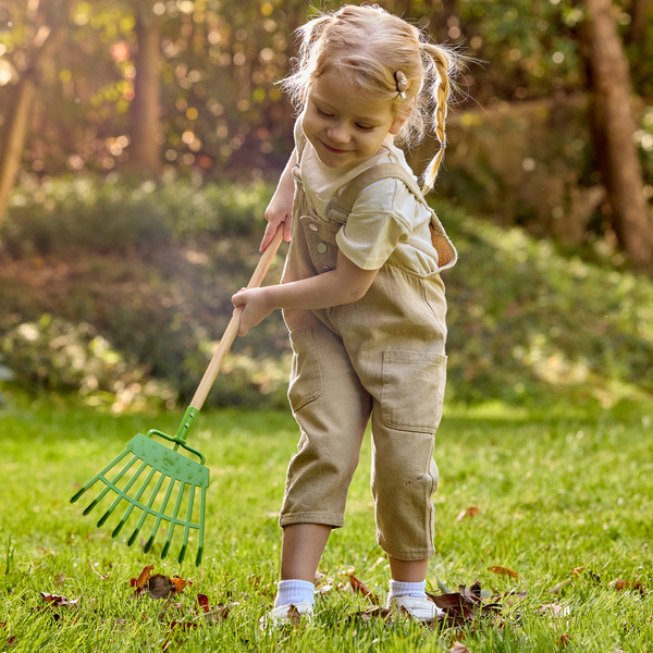 Изображение товара Грабли игрушечные Hape Садовод / E5592_HP