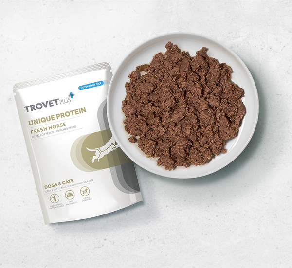 Изображение товара Влажный корм для собак Trovet Plus Pouch Unique Protein Horse (300г)