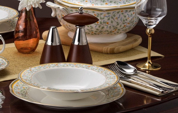 Изображение товара Набор столовой посуды Zepter Flora / LP-300-TA