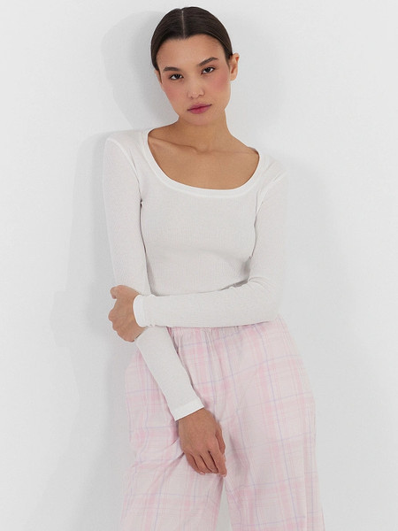 Изображение товара Пижама Mark Formelle 592549 (р.170-100-106, белый/розово-белая клетка/декор)