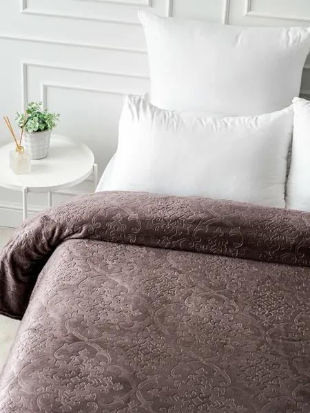 Изображение товара Плед Павлина Skandi Тиснение 150x200 (кофейный)