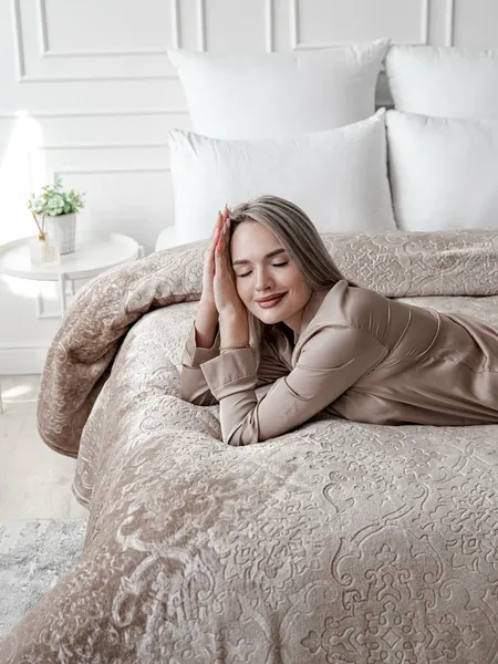 Изображение товара Плед Павлина Skandi Тиснение 200x220 (бежевый)