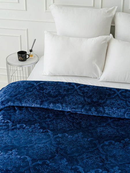 Изображение товара Плед Павлина Skandi Тиснение 220x240 (королевский синий)