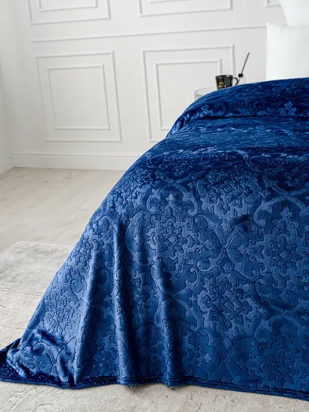 Изображение товара Плед Павлина Skandi Тиснение 150x200 (королевский синий)