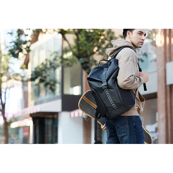 Изображение товара Рюкзак Lenovo Legion 16" Gaming Backpack GB700 / GX41M53147