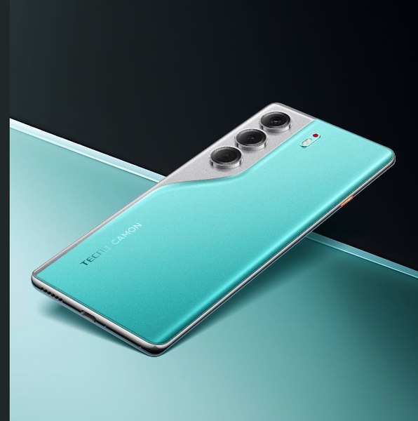 Изображение товара Смартфон Tecno Camon 40 Pro 8GB/256GB (Glacier White)