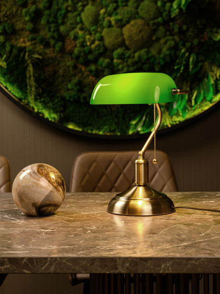 Изображение товара Настольная лампа ArtStyle HT-117ABG (латунь/зеленый)