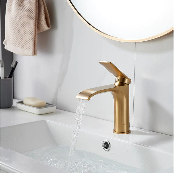 Изображение товара Смеситель Shevanik S4101G (золотой сатин)