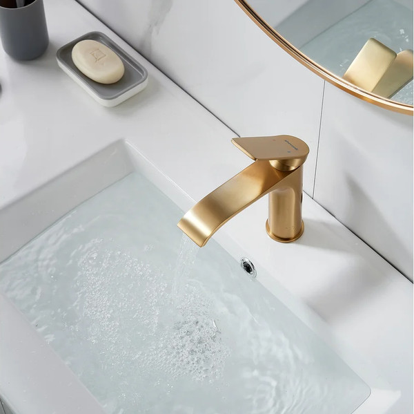 Изображение товара Смеситель Shevanik S4101G (золотой сатин)