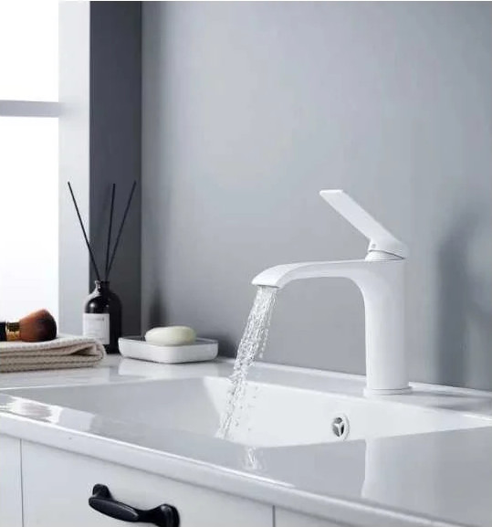 Изображение товара Смеситель Shevanik S4101C (белый)