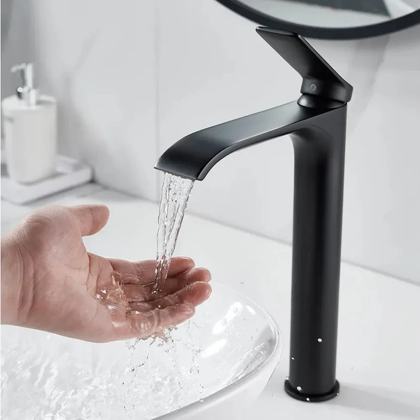 Изображение товара Смеситель Shevanik S4111H (черный)