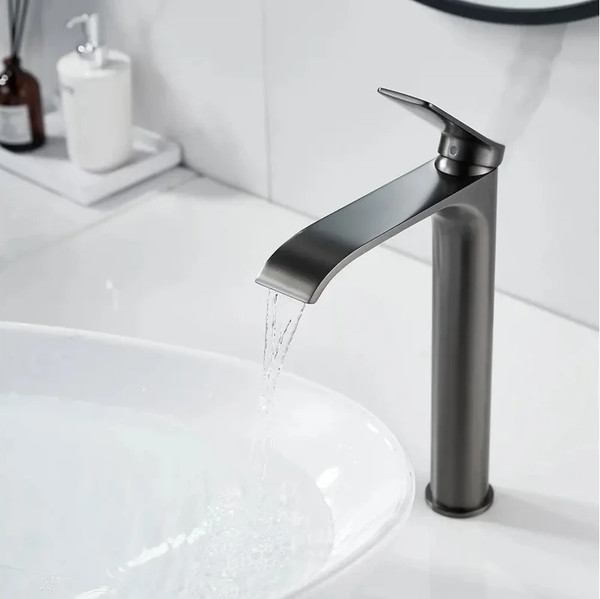 Изображение товара Смеситель Shevanik S4111T (оружейная сталь)