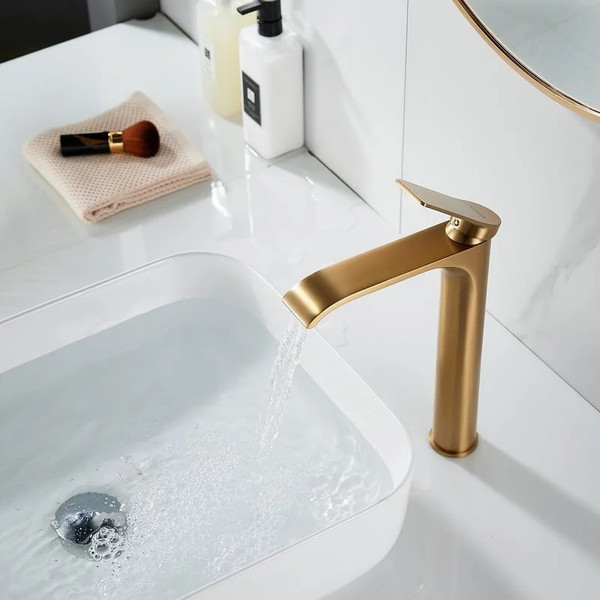 Изображение товара Смеситель Shevanik S4111G (золотой сатин)