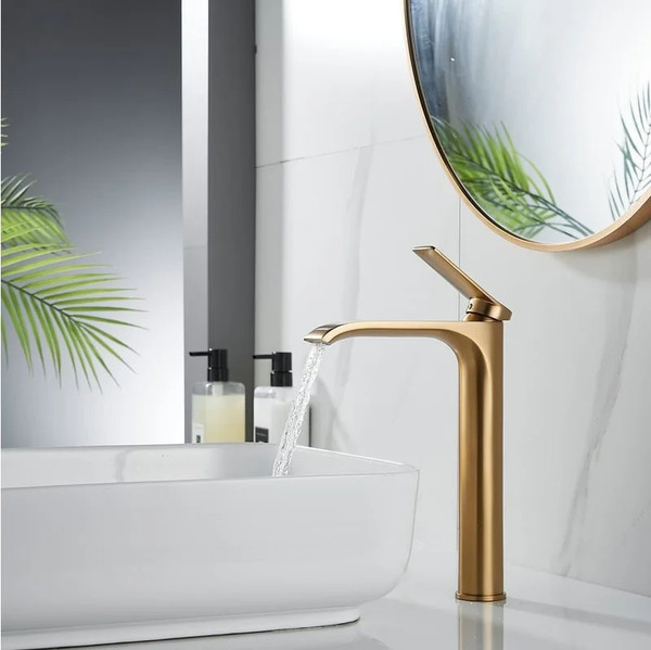 Изображение товара Смеситель Shevanik S4111G (золотой сатин)