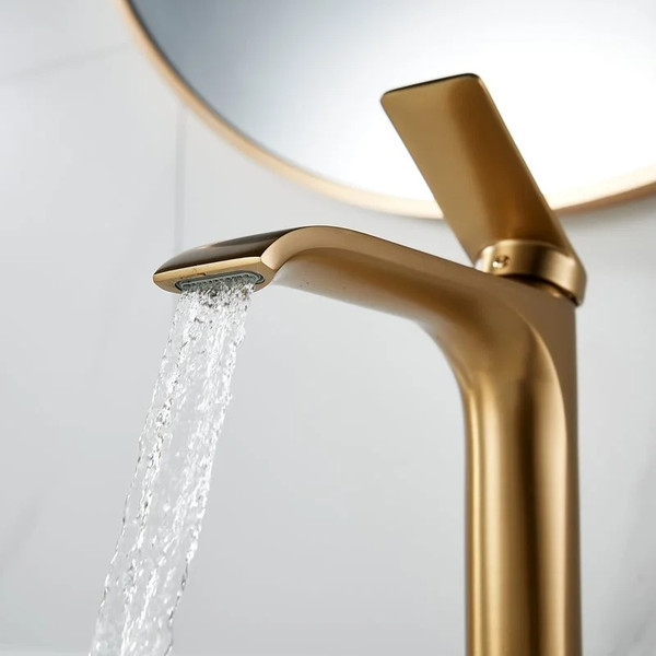 Изображение товара Смеситель Shevanik S4111G (золотой сатин)