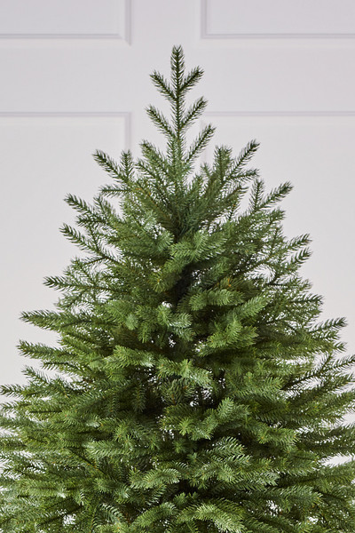 Изображение товара Ель искусственная Max Christmas Версальская / ЕСВ 21 (2.1м, подставка металл)