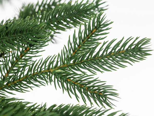 Изображение товара Ель искусственная Ёлушка Уральская / ЕУРАЛ 24 (2.4, подставка металл)