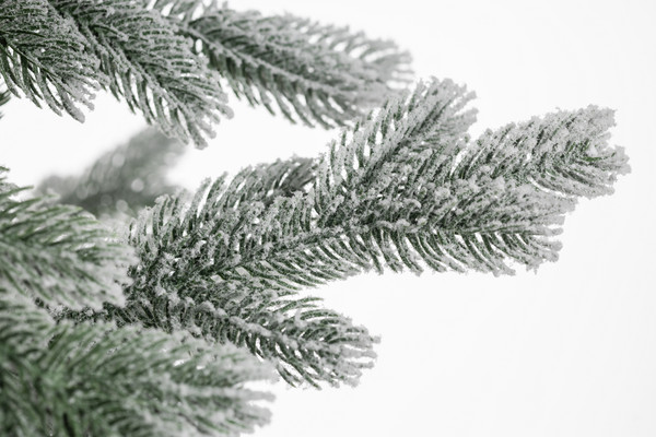 Изображение товара Ель искусственная Ёлушка Уральская заснеженная / ЕУРАЛЗ 21 (2.1м, подставка пластик)