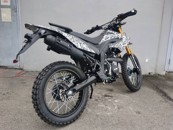 Изображение товара Мотоцикл M1NSK Х 250 (белый камуфляж)