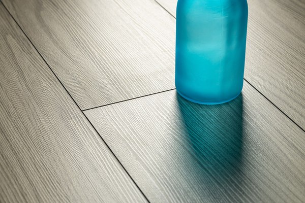 Изображение товара Ламинат Viva Floor (Гомельдрев) Blue Label Окленд Серый 1250 (1 поддон/480шт)