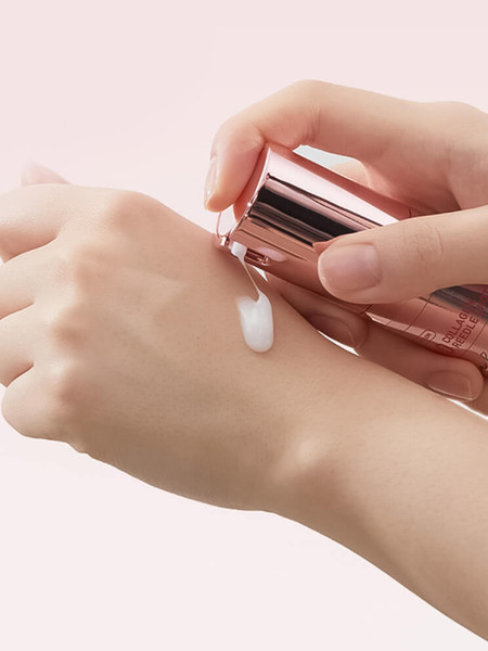 Изображение товара Сыворотка для лица Vt Cosmetics Collagen Reedle Shot 300 с микроиглами и коллагеном (50мл)