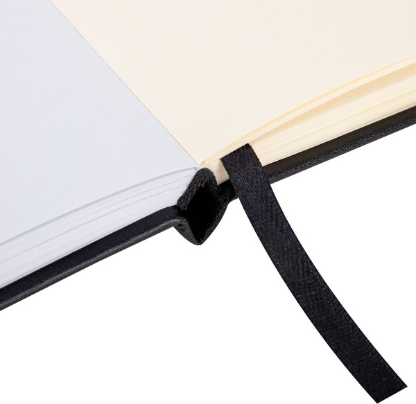 Изображение товара Скетчбук Brauberg Art Classic / 116872 (черный, слоновая кость/белый)