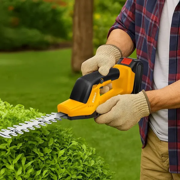 Изображение товара Кусторез аккумуляторный Kitfort КТ-4303