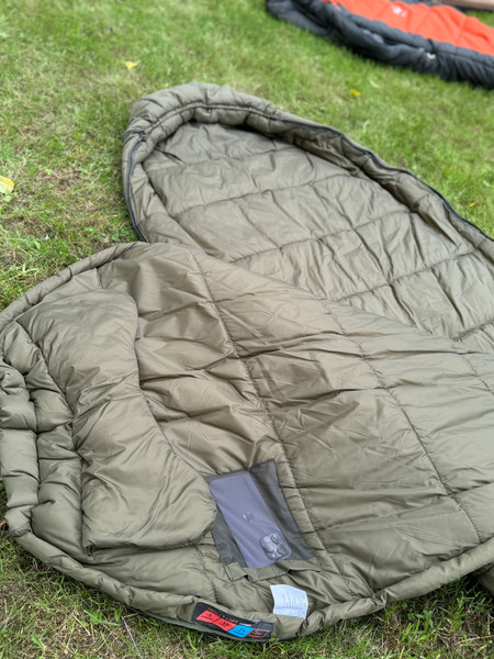 Изображение товара Спальный мешок Tramp Troll T-Loft Regular / TRS-061R-oliv-RT (правый, оливковый)