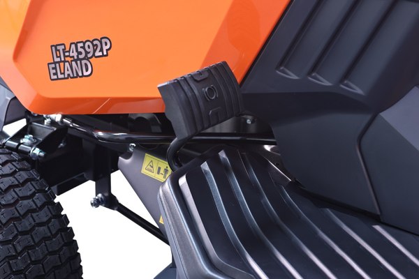 Изображение товара Райдер бензиновый Eland LT-4592P
