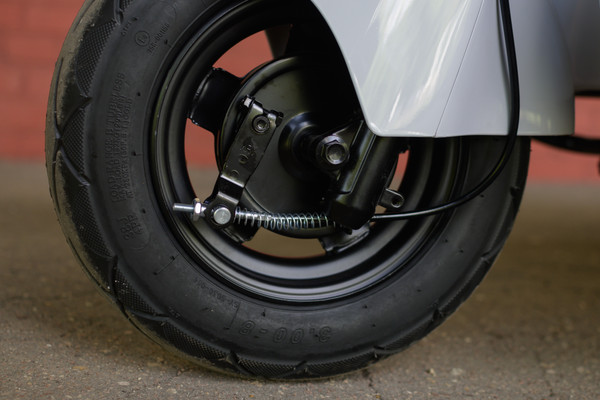 Изображение товара Электроскутер AVM CITY 650 (серый)