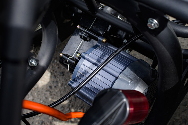 Изображение товара Электроскутер AVM Citycoco Axel 2000 (черный)