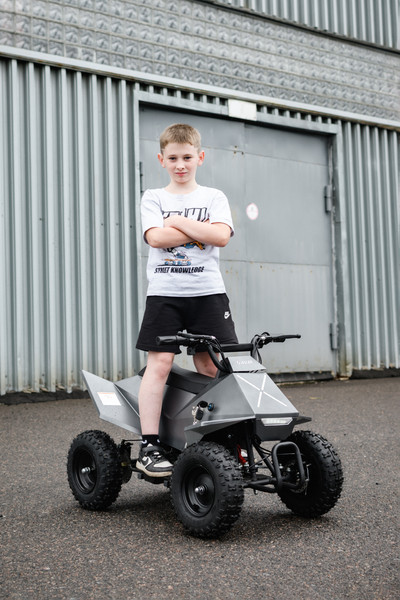 Изображение товара Электроквадроцикл AVM Cybertruck