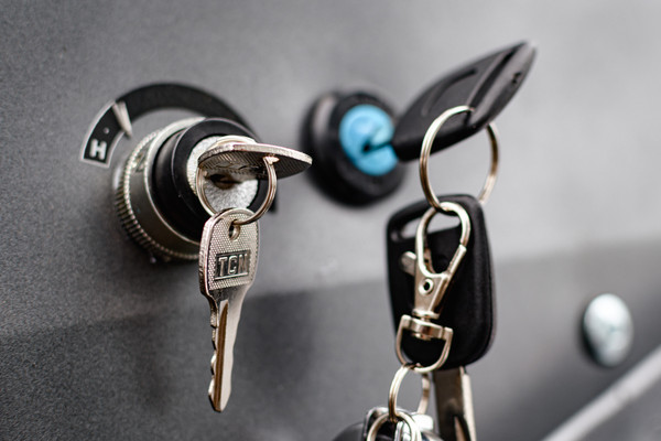 Изображение товара Электроквадроцикл AVM Cybertruck