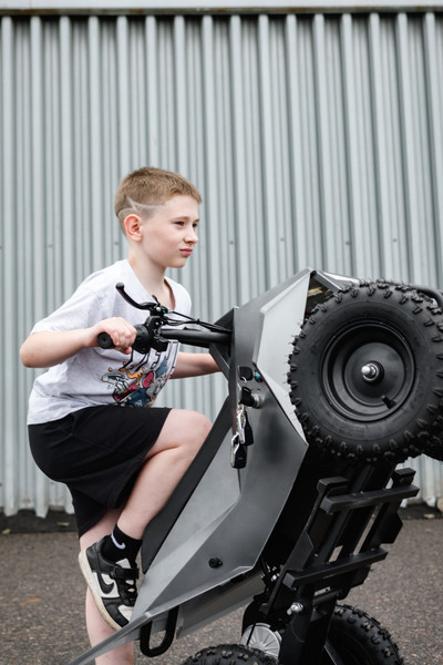 Изображение товара Электроквадроцикл AVM Cybertruck