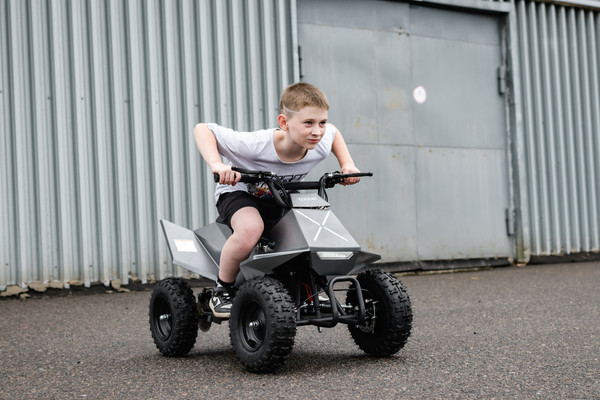 Изображение товара Электроквадроцикл AVM Cybertruck