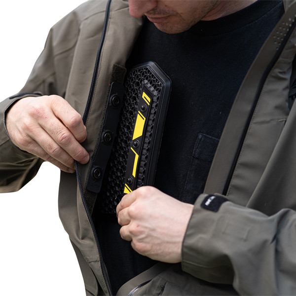 Изображение товара Мотопанцирь Taichi Helinx TRV079-BK01 (черный)