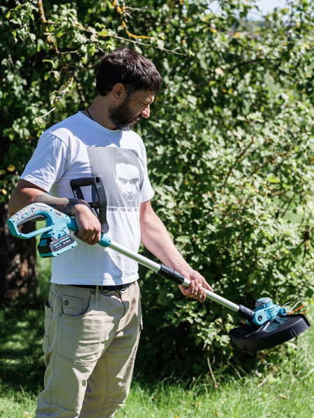 Изображение товара Триммер аккумуляторный GPT CCS-M2040B01-1A BL