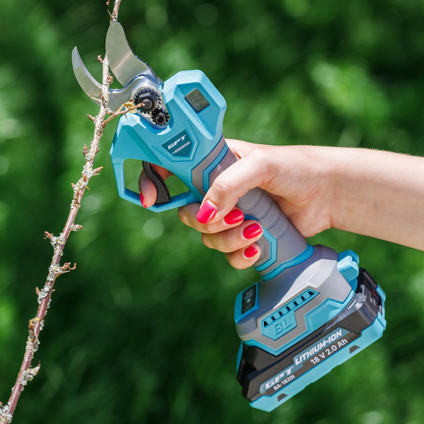 Изображение товара Секатор аккумуляторный GPT GBPS-M1825PO-BL