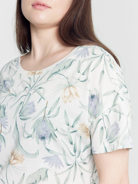 Изображение товара Сорочка Mark Formelle 572310 (р.164/170-120-126, цветы на светло-молочном-1)