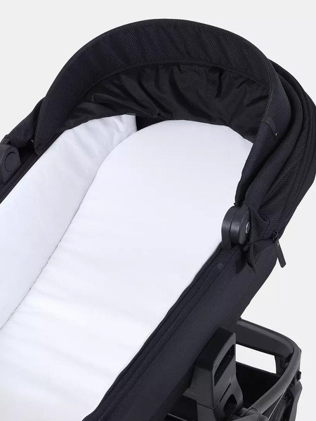 Изображение товара Детская универсальная коляска MOWbaby Zoom Light 2 в 1 / RA086 (Black)